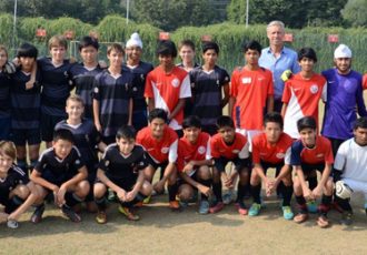 India coach Wim Koevrmans visits Delhi Youth League