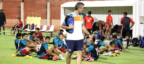 Scott O'Donell with the India U-16 national team