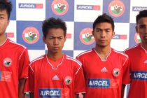 Aircel Campus Football 2013 Winners train with Shillong Lajong