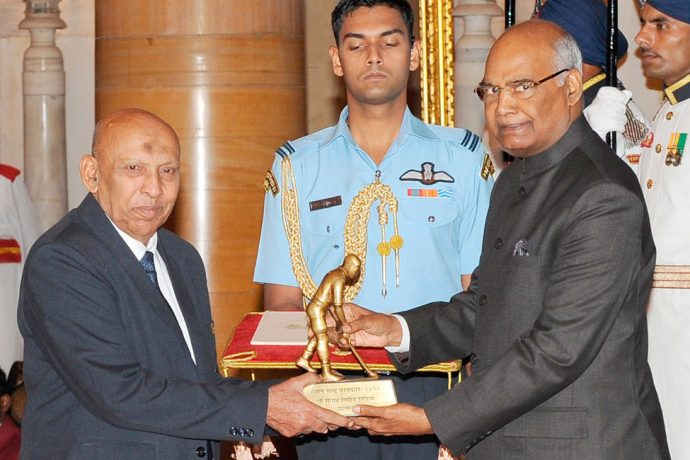 The President, Shri Ram Nath Kovind presenting the Dhyan Chand Award, 2017 to Shri Syed Shahid Hakim for Football, in a glittering ceremony, at Rashtrapati Bhavan, in New Delhi on August 29, 2017. (Photo courtesy: Press Information Bureau, Government of India)