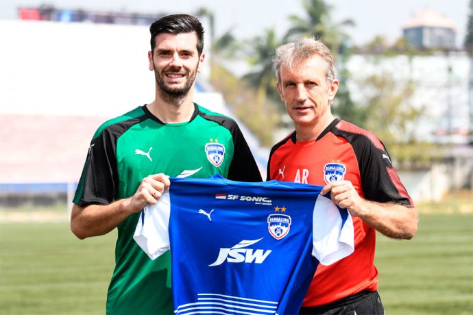 Bengaluru FC’s new signing Daniel Lucas Segovia and head coach Albert Roca (Photo courtesy: Bengaluru FC)