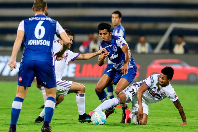 Bengaluru FC's Rahul Bheke in action against FC Pune City in the Indian Super League. (Photo courtesy: Bengaluru FC)