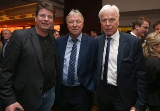 Roland Bischof, Horst Hrubesch and Rainer Holzschuh. (Photo courtesy: Deutscher Fußball Botschafter)