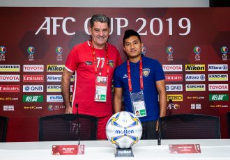 Chennaiyin FC head coach John Gregory and left-back Jerry Lalrinzuala at the AFC Cup pre-match press conference. (Photo courtesy: Chennaiyin FC)