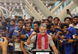 Head coach John Gregory with Chennaiyin FC fans at the airport in Chennai. (Photo courtesy: Chennaiyin FC)
