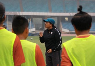 Indian Women's national team head coach Maymol Rocky addressing her players during a training session. (Photo courtesy: AIFF Media)