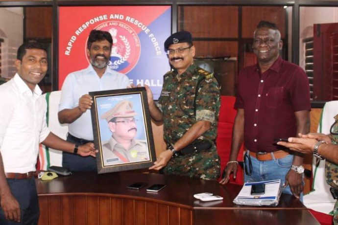 Indian football legend IM Vijayan and other Kerala Police officials during a farewell ceremony for Sharaf Ali, KT Chacko and Babu Raj. (Photo courtesy: AIFF Media)