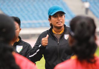 Indian Women's national team head coach Maymol Rocky addressing her players during a training session. (Photo courtesy: AIFF Media)