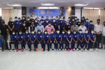 Hon’ble Minister of Sports and Youth Affairs, Government of Jharkhand, Mr. Hafizul Hassan Ansari with Indian women's national team squad and staff. (Photo courtesy: AIFF Media)