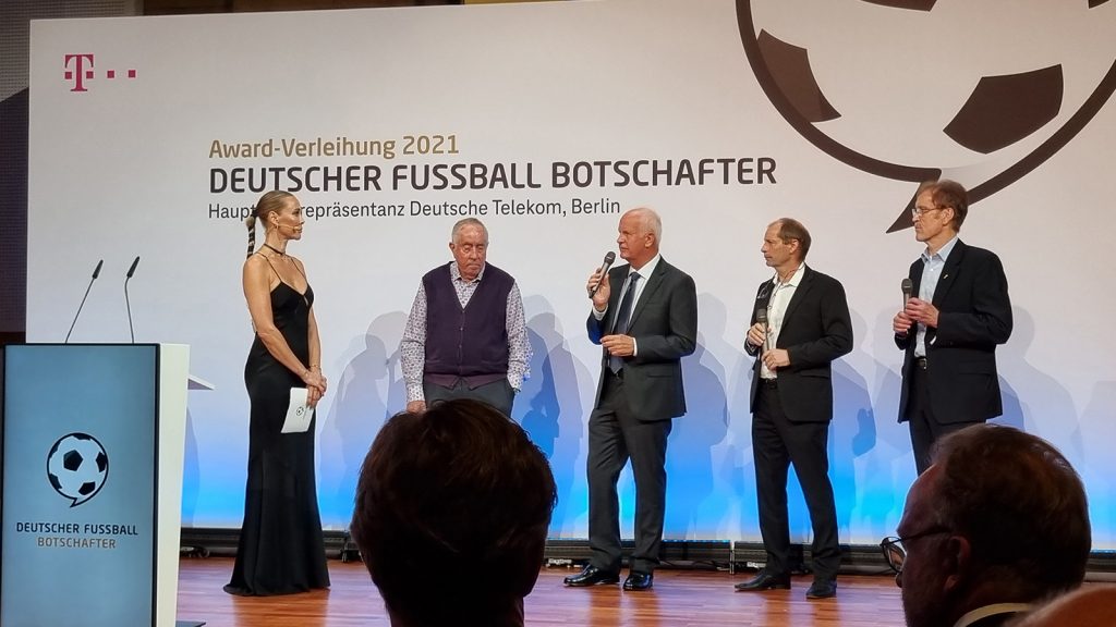 Deutscher Fussball Botschafter 2021 - Award-Verleihung in der Hauptstadtrepräsentanz der Deutschen Telekom am 6. Oktober 2021 (© CPD Football)