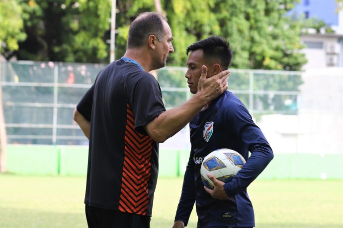 Indian national team head coach Igor Štimac and winger Udanta Singh. (Photo courtesy: AIFF Media)