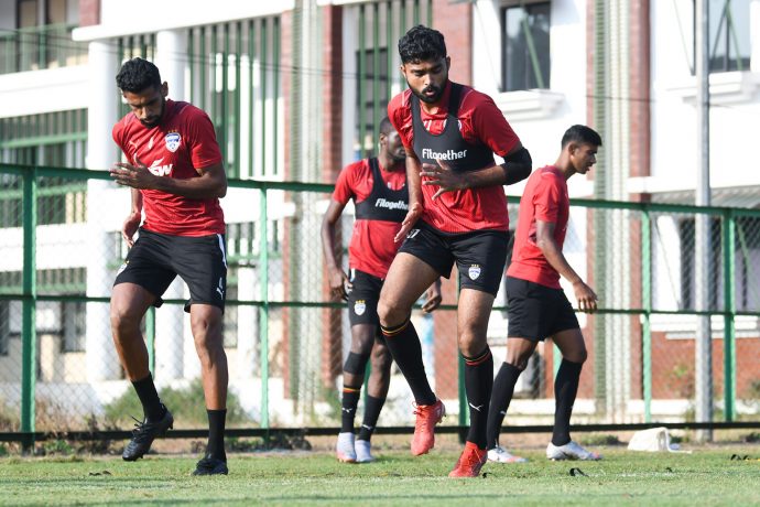 Bengaluru FC defenders Parag Shrivas and Pratik Chaudhari in training. (Photo courtesy: Bengaluru FC)