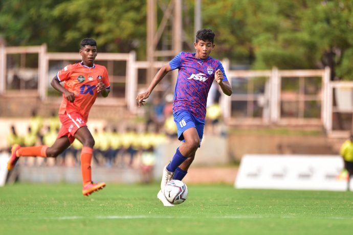 Bengaluru FC U-15 midfielder J Nithish in action against FC Goa in the U-15 JSW Youth Cup. (Photo courtesy: Bengaluru FC)