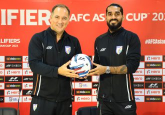 Indian national team head coach Igor Štimac and defender Sandesh Jhingan at the AFC Asian Cup 2023 pre-match press conference. (Photo courtesy: AIFF Media)