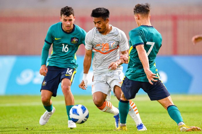 India U-20 MNT player Taison Singh dribbles past his Australian markers in the AFC U-20 Asian Cup Qualifiers. (Photo courtesy: AIFF Media)